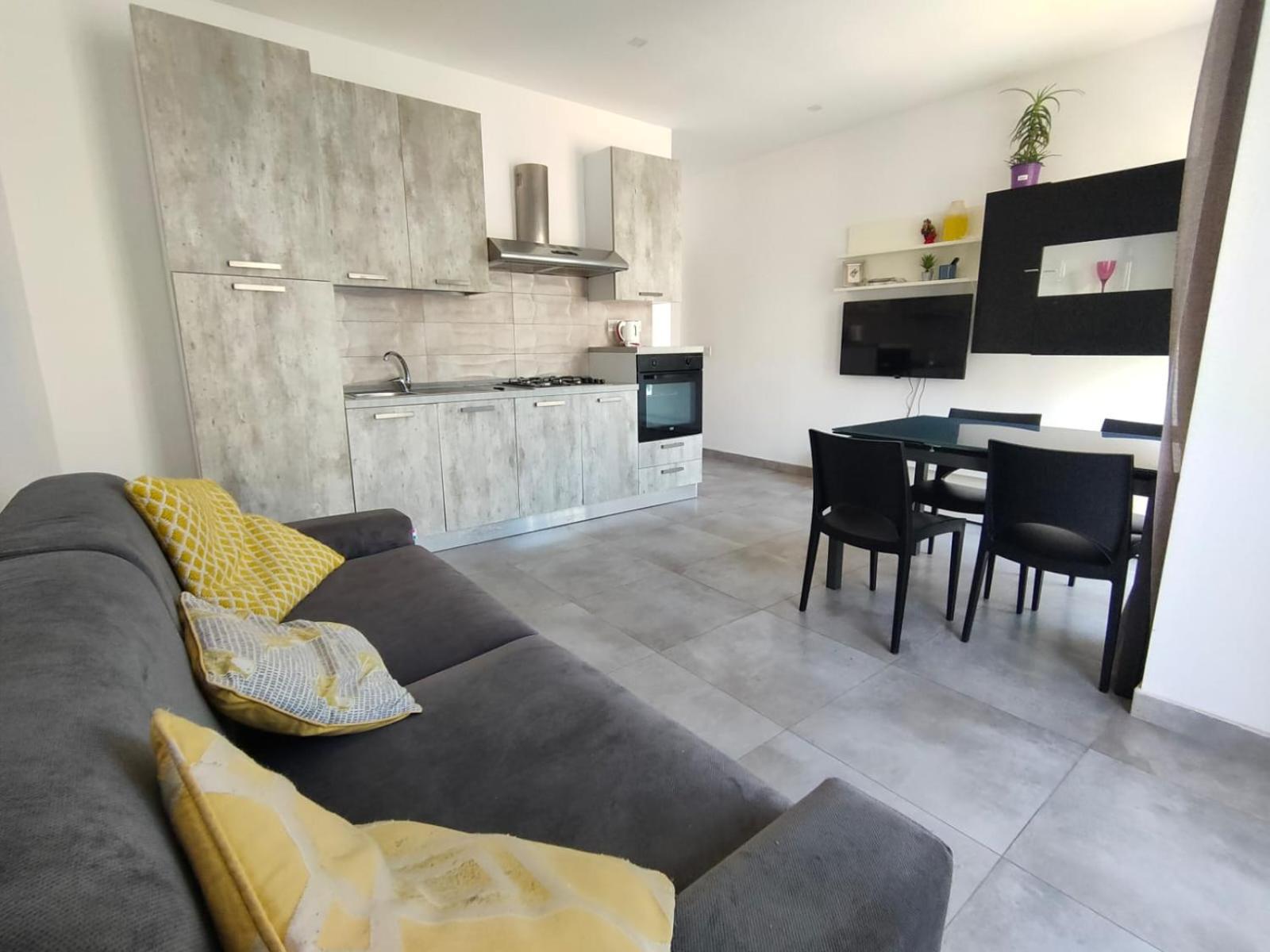 Cosy Seaside Apt, 200M From The Seafront Gzira Ngoại thất bức ảnh