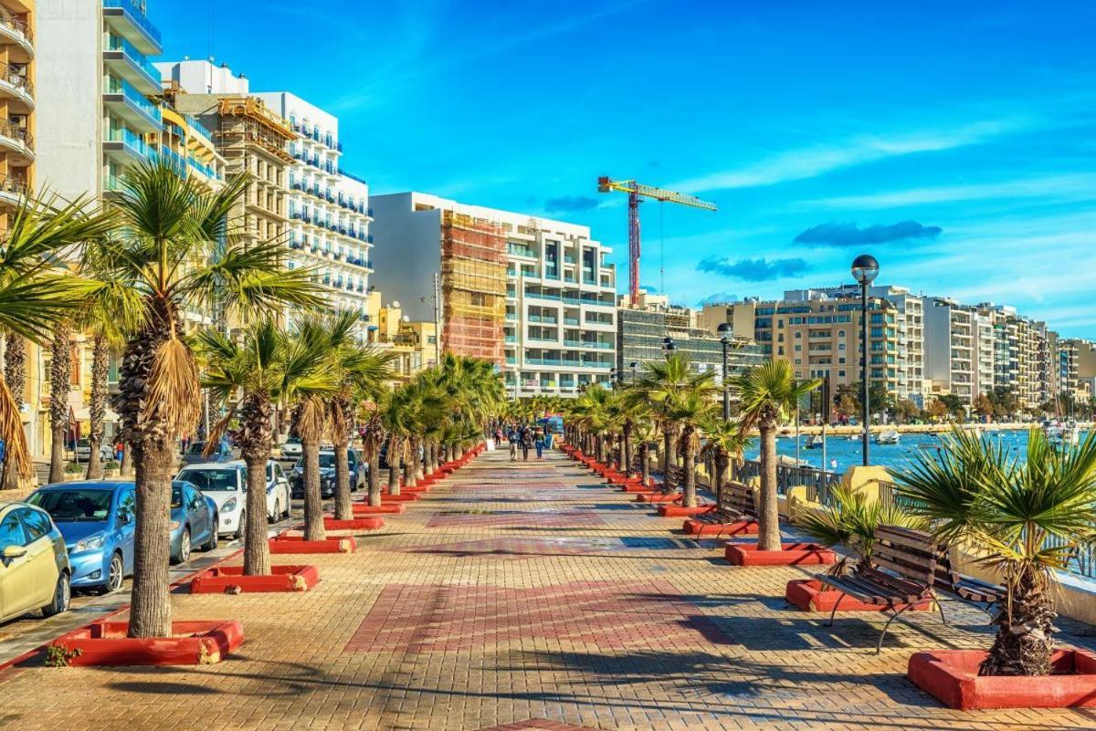 Cosy Seaside Apt, 200M From The Seafront Gzira Ngoại thất bức ảnh